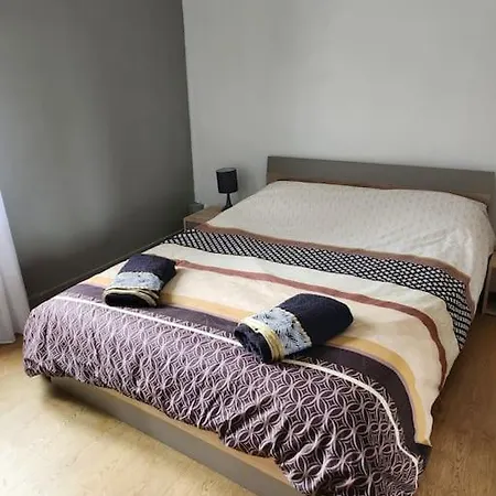 Apartment #2 - Partagee - Quartier Commercant *